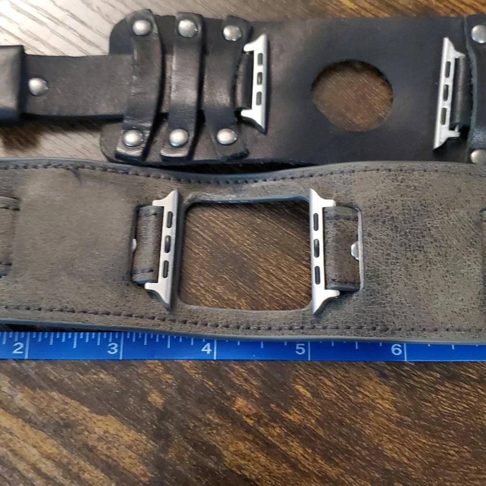 Lot of 2 Apple Watch Bands, Good Condition! Black and Grey leather! 11 inches.